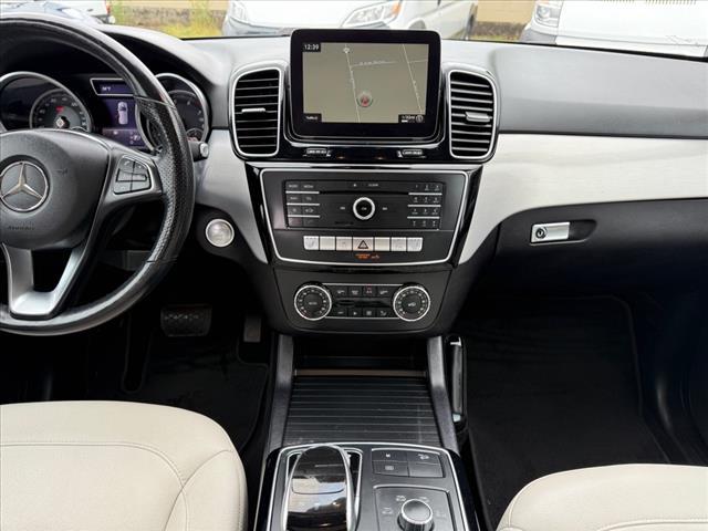 Photo of 2017 Selenite Grey Metallic Mercedes-Benz GLE 350