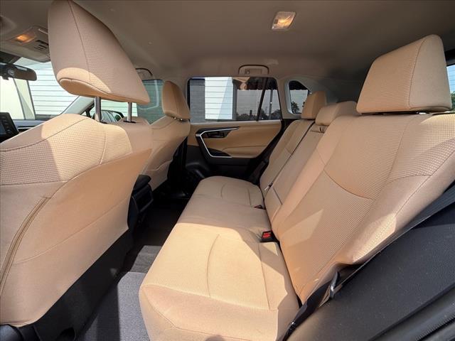 Photo of 2019 Midnight Black Metallic Toyota RAV4