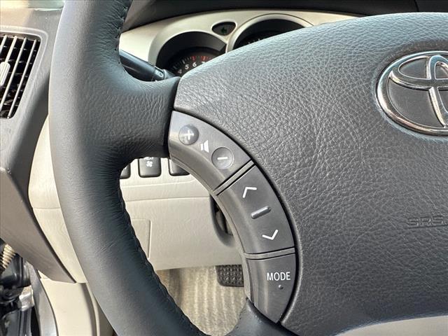 Photo of 2005 Bluestone Metallic Toyota Highlander