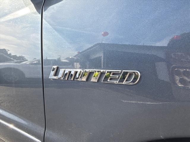 Photo of 2005 Bluestone Metallic Toyota Highlander