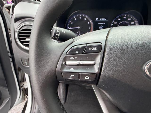 Photo of 2018 Chalk White Hyundai KONA