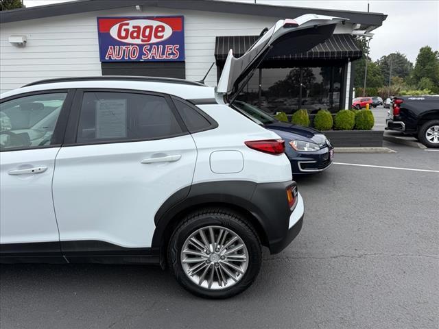 Photo of 2018 Chalk White Hyundai KONA