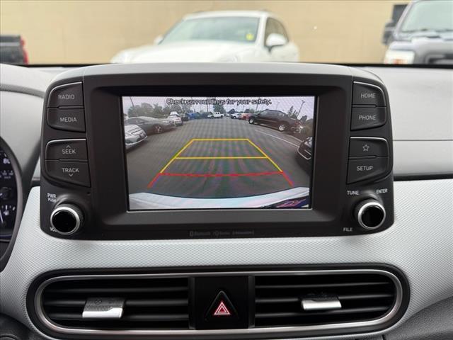 Photo of 2018 Chalk White Hyundai KONA