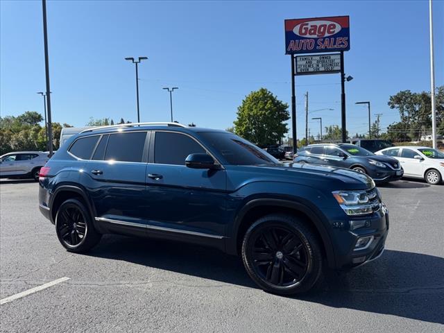 Photo of 2018 Tourmaline Blue Metallic Volkswagen Atlas