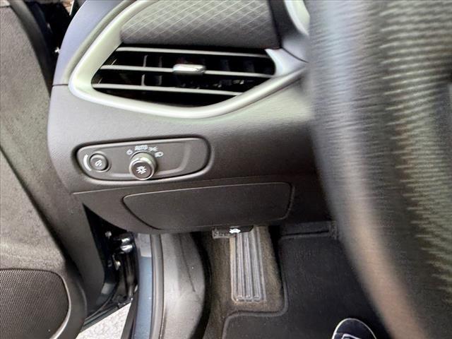 Photo of 2021 Shadow Gray Metallic Chevrolet Malibu