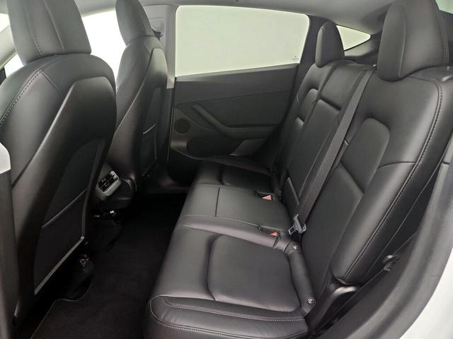 Photo of 2020 White Tesla Model Y