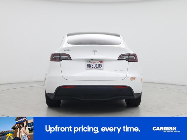 Photo of 2020 White Tesla Model Y