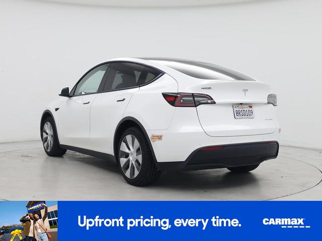 Photo of 2020 White Tesla Model Y