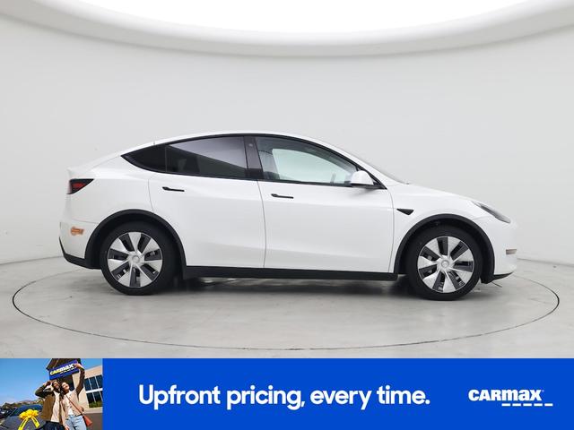 Photo of 2020 White Tesla Model Y
