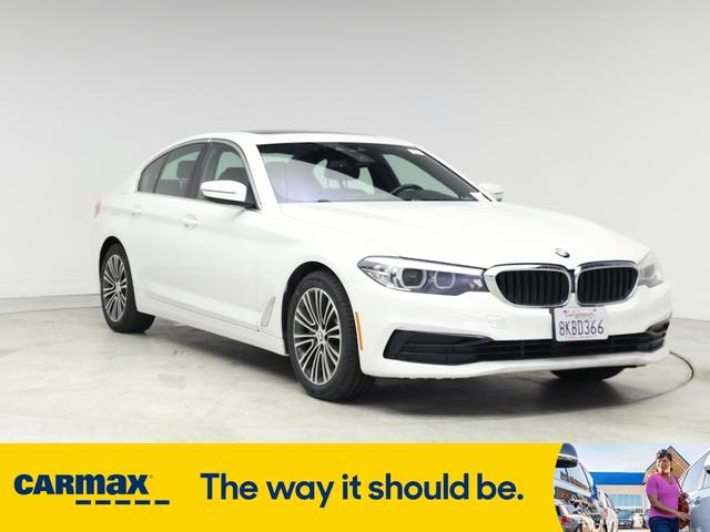 2019 BMW 530