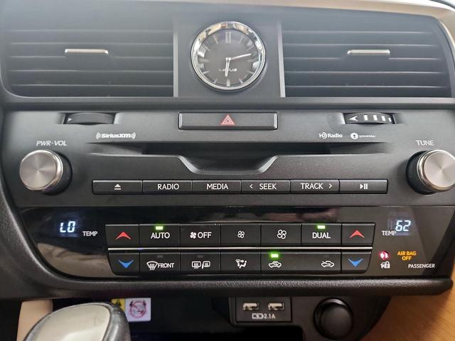 Photo of 2022 Black Lexus RX 350