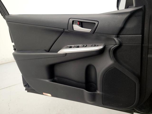 Photo of 2014 Black Toyota Camry