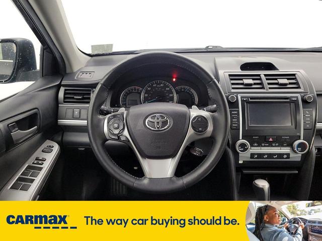 Photo of 2014 Black Toyota Camry