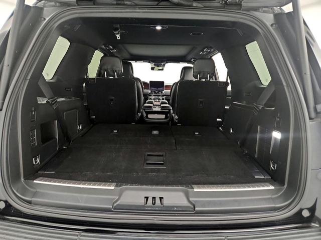 Photo of 2020 Black Lincoln Navigator