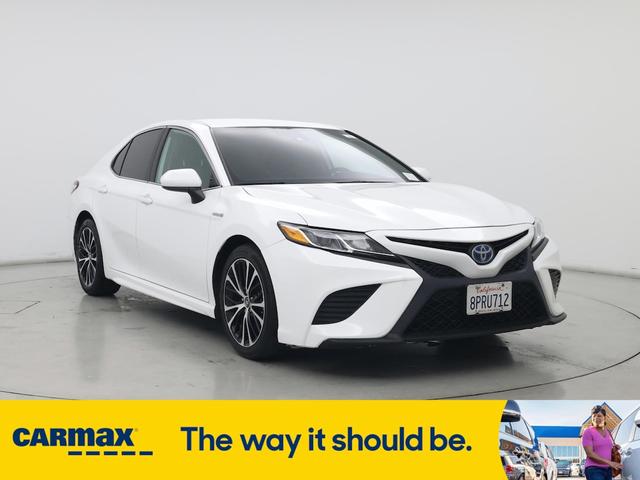2020 Toyota Camry Hybrid