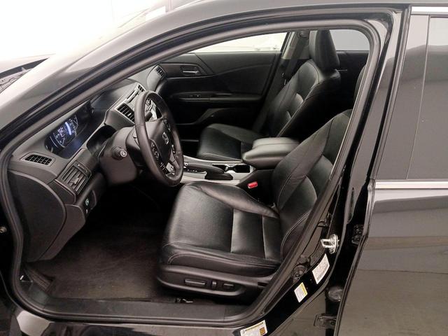 Photo of 2015 Black Honda Accord