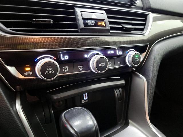 Photo of 2019 White Honda Accord