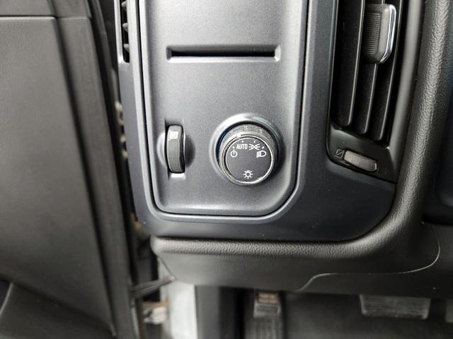 Photo of 2014 Silver Chevrolet Silverado 1500