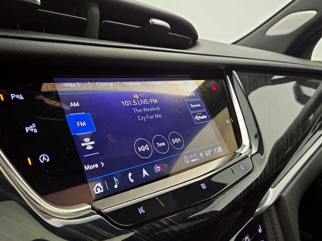 Photo of 2021 Silver Cadillac XT6