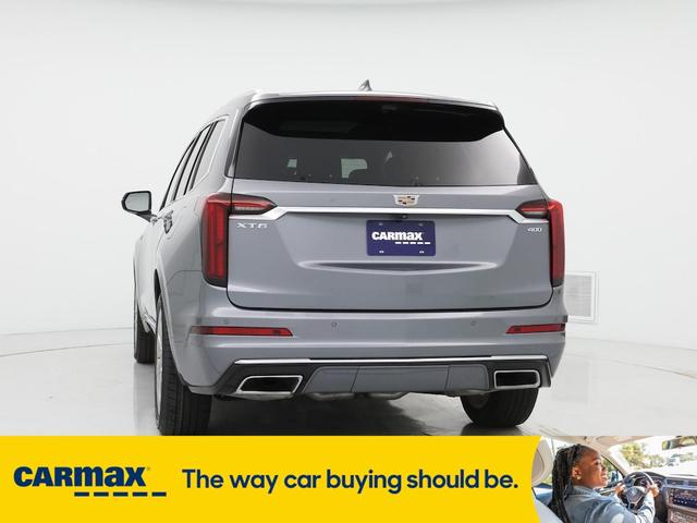 Photo of 2021 Silver Cadillac XT6
