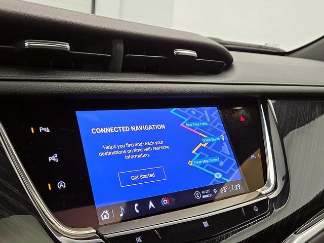 Photo of 2021 Silver Cadillac XT6