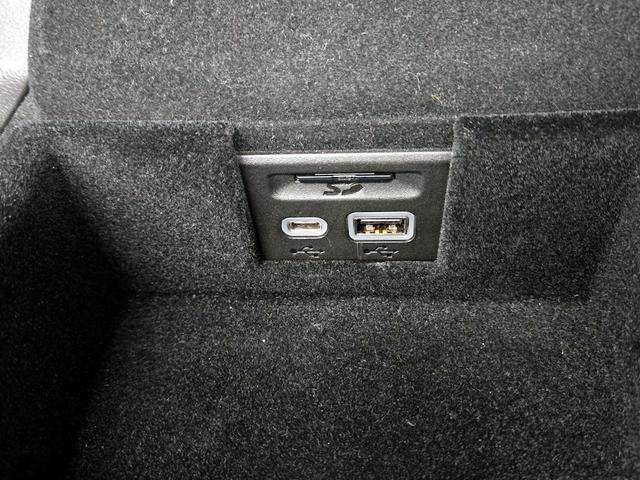 Photo of 2021 Silver Cadillac XT6