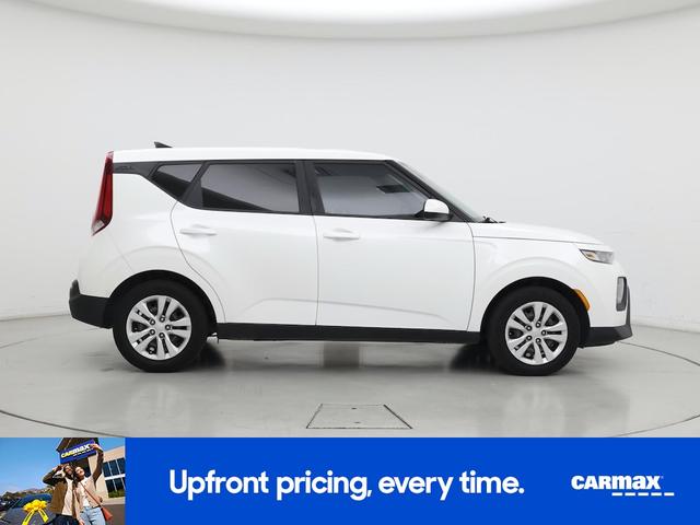 Photo of 2020 White Kia Soul