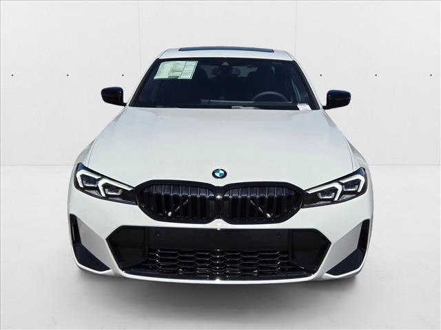 Photo of 2025 Alpine White BMW 330