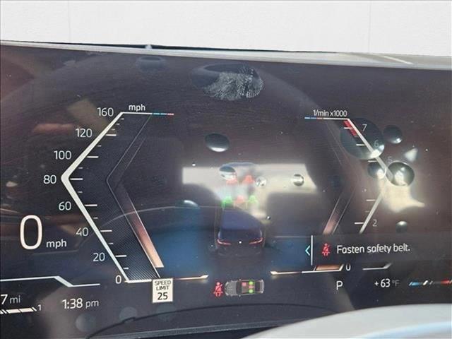 Photo of 2025 Carbon Black Metallic BMW 530