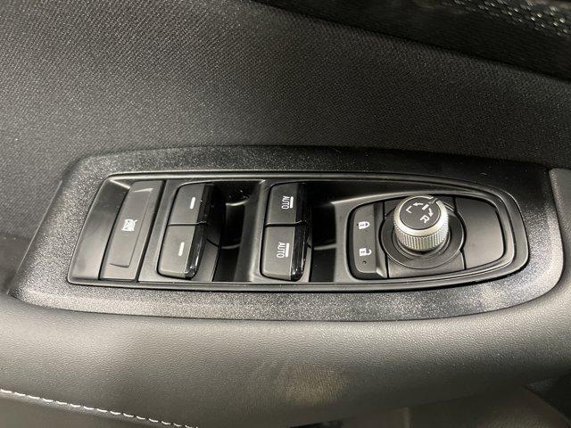 Photo of 2025 Ice Silver Metallic Subaru Outback