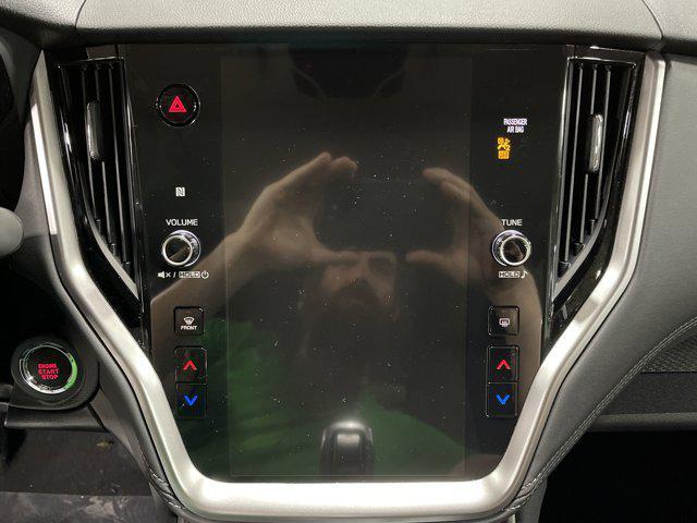 Photo of 2025 Ice Silver Metallic Subaru Outback