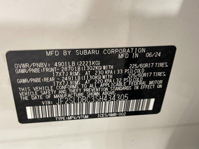 Photo of 2025 Crystal White Pearl Subaru Forester