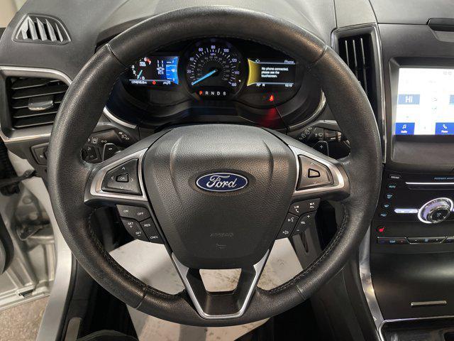 Photo of 2019 Ingot Silver Metallic Ford Edge