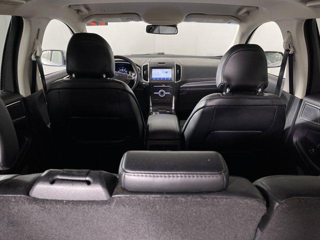 Photo of 2019 Ingot Silver Metallic Ford Edge