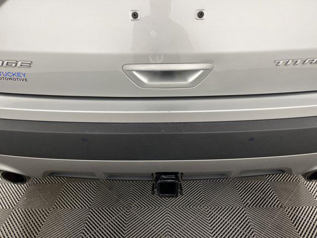 Photo of 2019 Ingot Silver Metallic Ford Edge