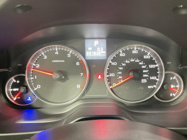 Photo of 2014 Satin White Pearl Subaru Outback