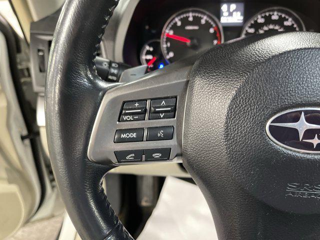 Photo of 2014 Satin White Pearl Subaru Outback
