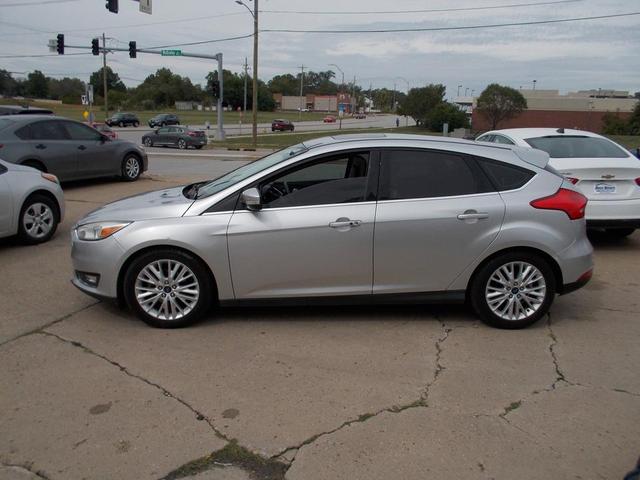 Photo of 2017 Ingot Silver Metallic Ford Focus