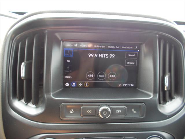 Photo of 2019 Summit White Chevrolet Colorado