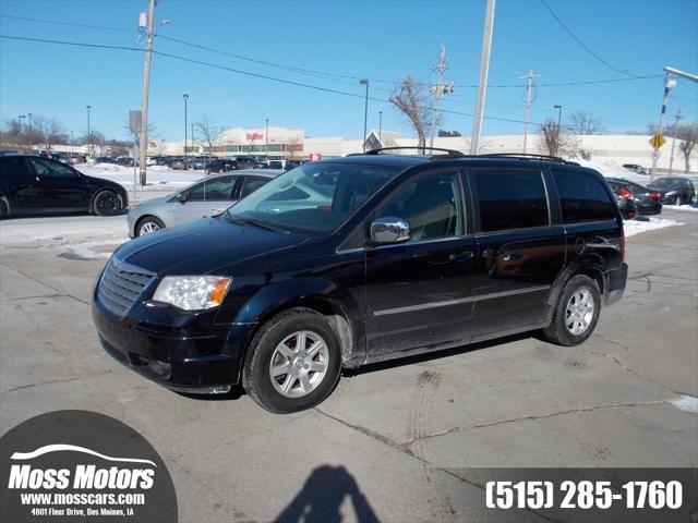 2010 Chrysler Town & Country