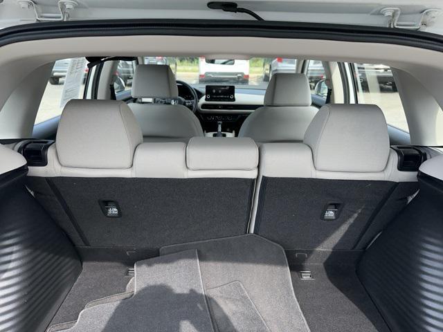 Photo of 2023 Platinum White Pearl Honda HR-V