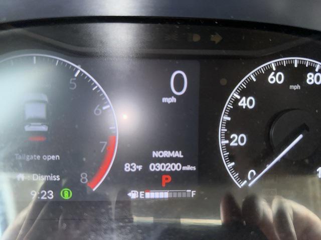Photo of 2023 Platinum White Pearl Honda HR-V