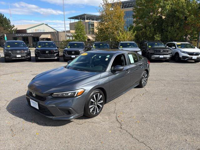 Photo of 2022 Gray Honda Civic