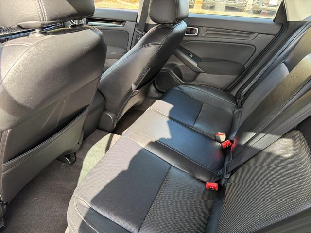 Photo of 2022 Gray Honda Civic