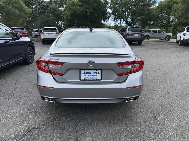 Photo of 2022 Lunar Silver Metallic Honda Accord