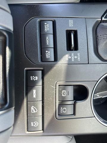 Photo of 2020 Magnetic Gray Metallic Toyota Highlander