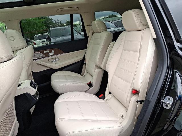 Photo of 2025 Black Mercedes-Benz GLS 450