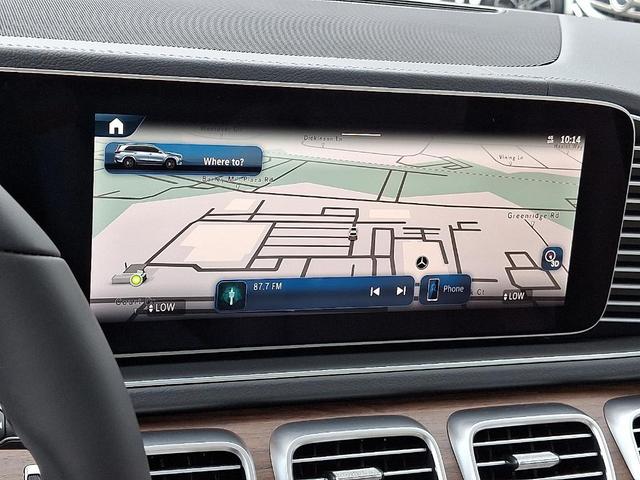 Photo of 2025 Black Mercedes-Benz GLS 450