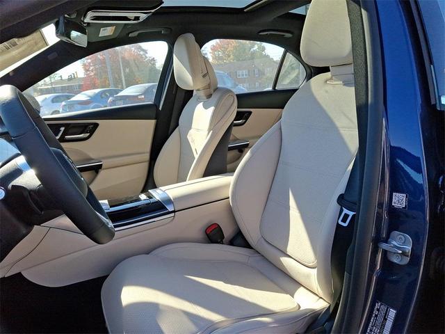 Photo of 2025 Twilight Blue Metallic Mercedes-Benz C-Class