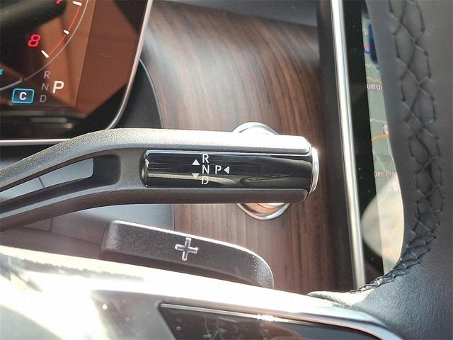 Photo of 2026 Black Mercedes-Benz GLC 300